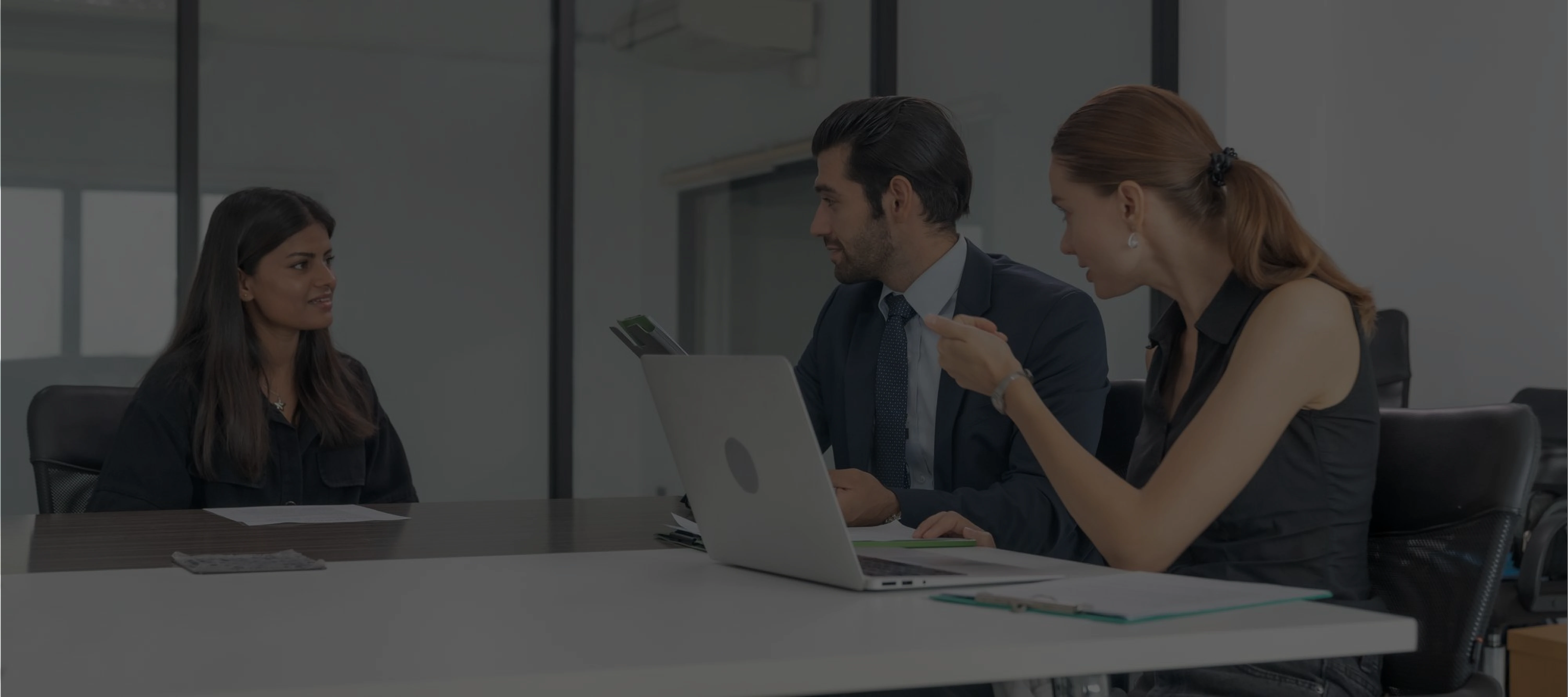 bg_sec_img_sctn_84gz